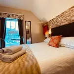 3 Cambridge بيت ضيافة 4*