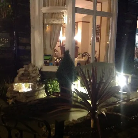 3 Cambridge Penzion