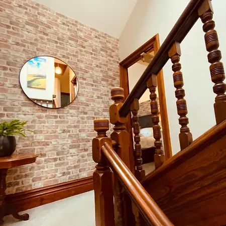 3 Cambridge Ambleside