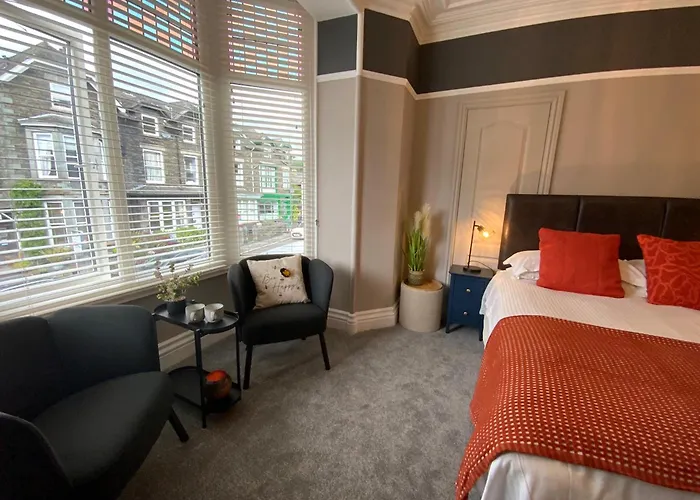 3 Cambridge بيت ضيافة 4*