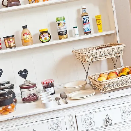 3 Cambridge Ambleside